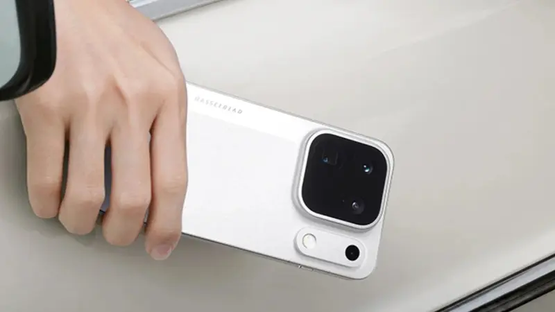 سعر ومواصفات oppo find x10 pro max.. مميزات وعيوب المنافس الصيني لآبل