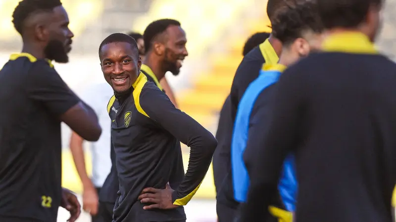 جدول مواعيد مباريات اليوم الجمعة 06/03/2026 والقنوات الناقلة والمعلقين