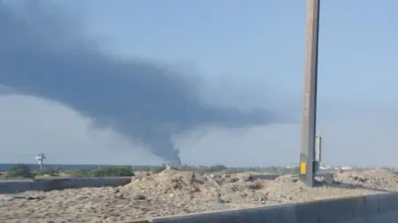 related_news_inside_blogsفيديو - هجوم جوي يضرب قاعدة البحرية الإيرانية في بندر عباس