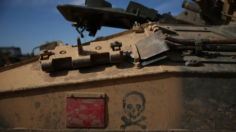 روسيا "تختبر" حلف الناتو بإزالة حدود عائمة