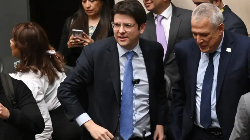 فيديو وصور - بعد محاولة اغتياله.. وفاة مرشح رئاسي كولومبي