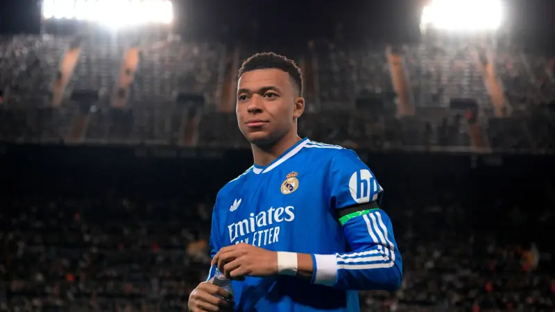 القنوات الناقلة لمباراة ريال مدريد ضد ريال سوسيداد اليوم في الدوري الإسباني.. الملكي يتطلع للصدارة