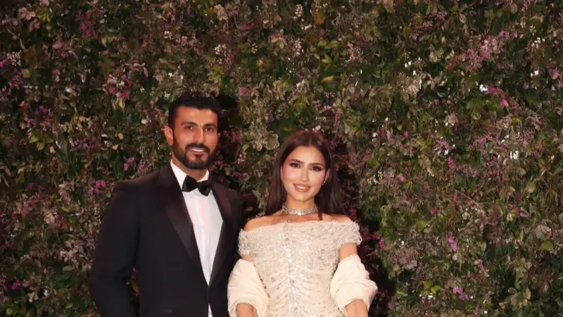فيديو  - مي عمر ومحمد سامي يشعلان التفاعل بفيديو رقص عفوي على "Dancing Queen"