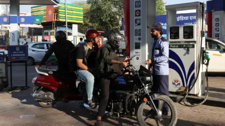 related_news_inside_blogsأسعار البنزين في أميركا تقفز 16% بسبب إيران