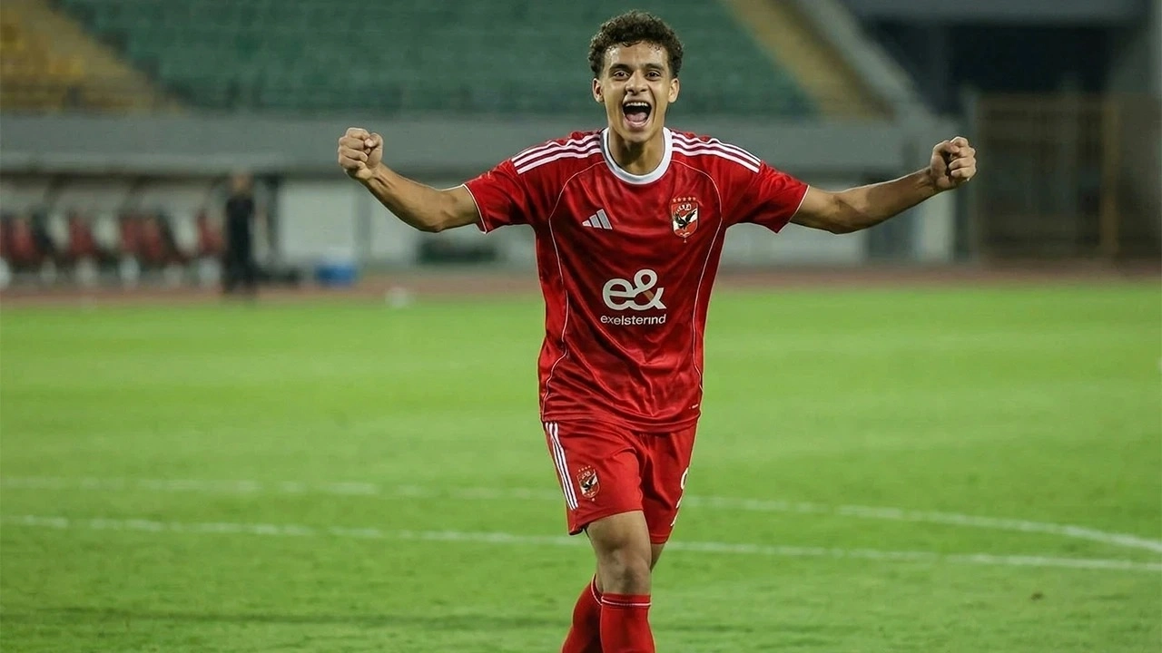 تطورات انتقال حمزة عبد الكريم لبرشلونة.. الأهلي يرفض شروط البارسا 