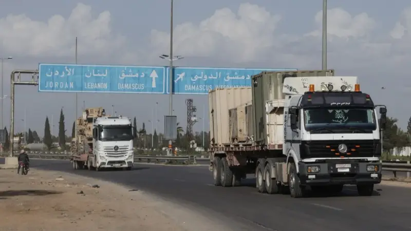 سعر الدولار مقابل الليرة السورية اليوم الأحد 26/04/2026.. زيادة تضرب السوق السوداء