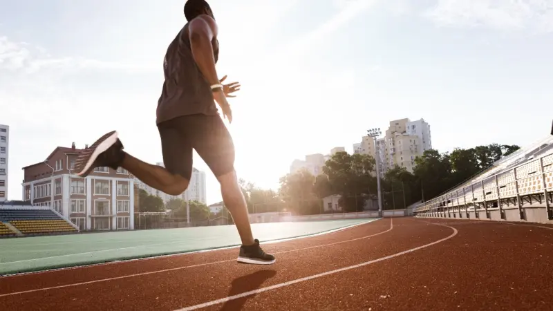 هل الركض يوميا يؤذي الجسم؟ خبراء يُجيبون