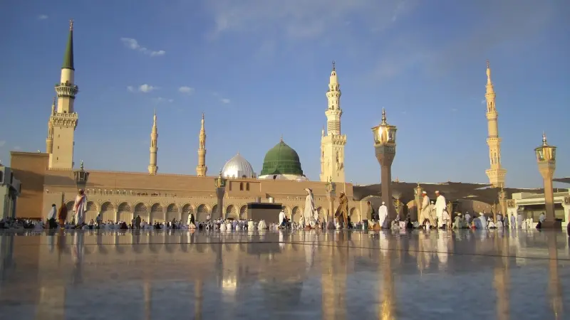 موعد رؤية هلال رمضان 2025 في السعودية والقنوات الناقلة