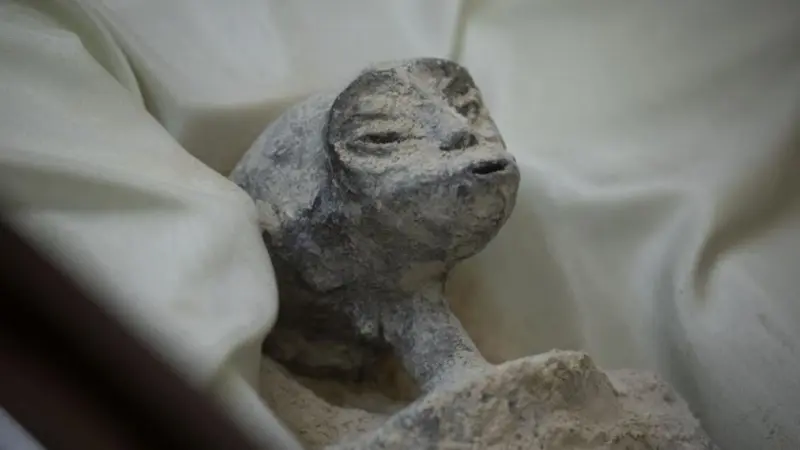 بعد "أدلة" المكسيك وأميركا.. هل توجد كائنات فضائية حقيقية؟