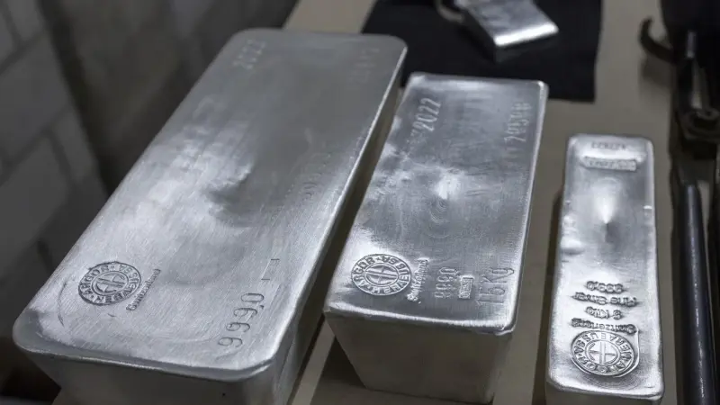 سعر الفضة اليوم في مصر والسعودية.. توقعات بتحركات متباينة