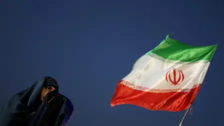 آخر أخبار حرب إيران وأميركا.. واشنطن تنفي نيتها تمديد مذكرة التفاهم مع طهران