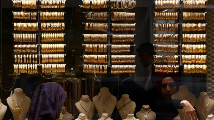 سعر الذهب في الأردن اليوم السبت 17/1/2026.. هدوء قد يعقبه عاصفة