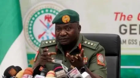 استقالة وزير الدفاع النيجيري بعد موجة خطف جماعية