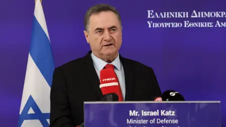 related_news_inside_blogsوزير الدفاع الإسرائيلي: غاراتنا استهدفت المئات من عناصر "حزب الله" بلبنان