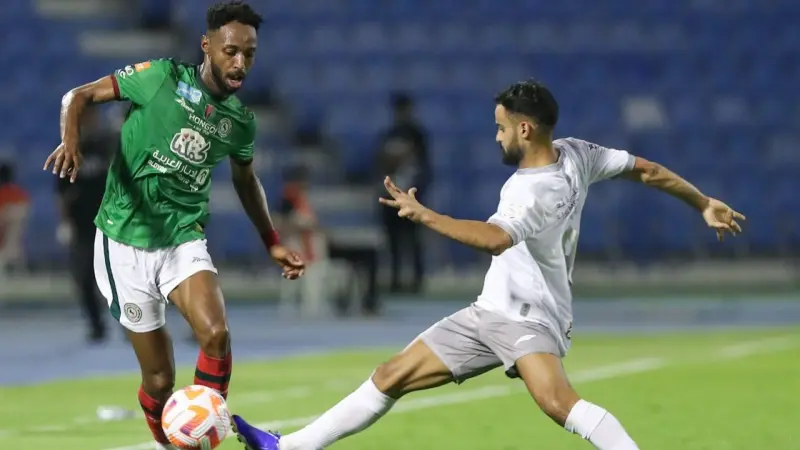 القنوات الناقلة لمباراة الاتفاق والطائي اليوم مع موعد المباراة والتشكيلة في الدوري السعودي.. صراع النقاط
