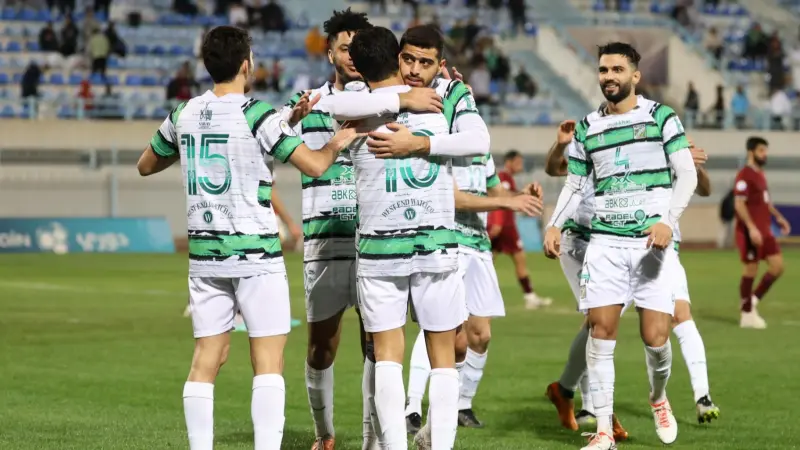 القنوات الناقلة وموعد مباراة العربي والقادسية اليوم.. قمّة كلاسيكية في كأس الأمير