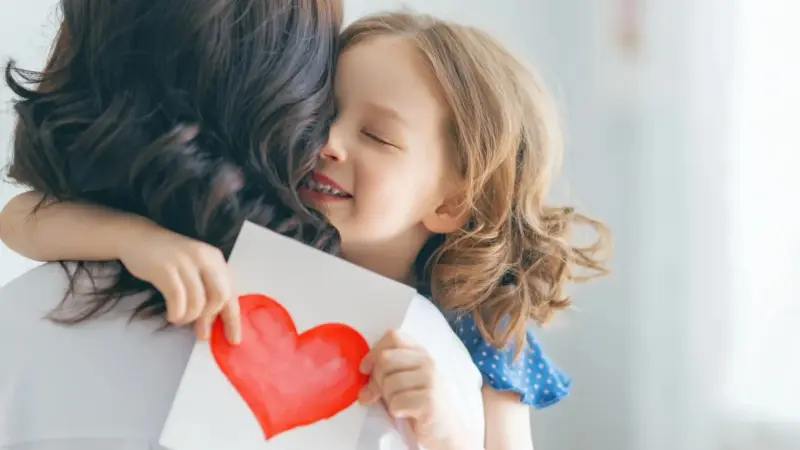 موعد عيد الأم في المغرب 2024.. جهز هديتك