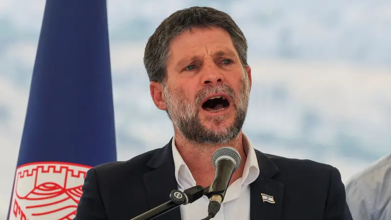 سموتريتش يرفض خطة ترامب ويدعو لسيطرة إسرائيلية كاملة على غزة