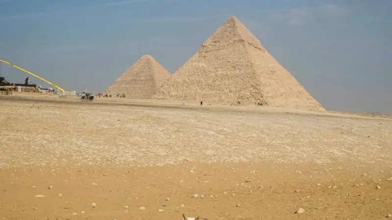 هل بنت الكائنات الفضائية الأهرامات في مصر؟.. تقرير يجيب