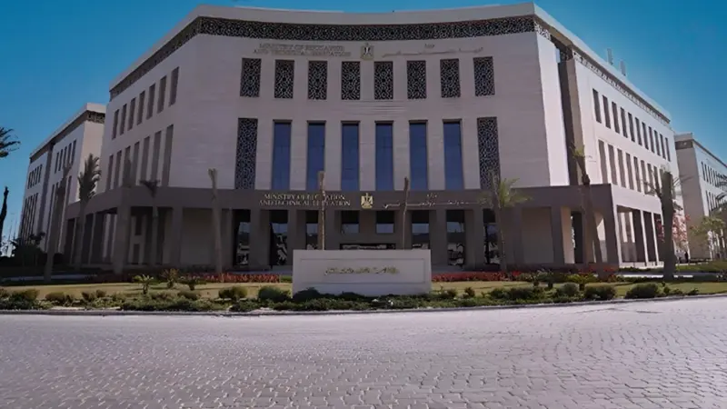 بعد واقعة مدرسة "سيدز".. قرارات وزارية حاسمة من وزير التربية والتعليم