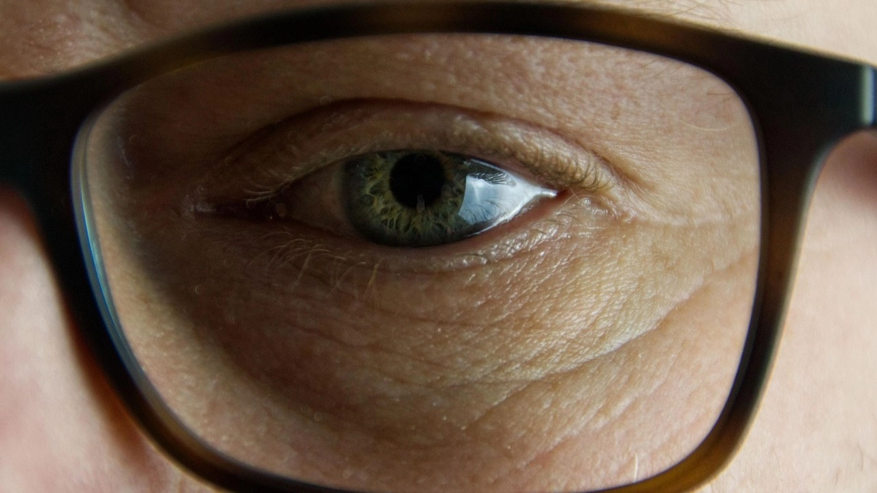 فيتامين أساسي لحماية نظرك على المدى الطويل 