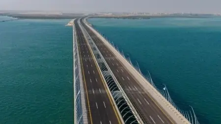 بطول 3.2 كلم.. افتتاح جسر صفوى رأس تنورة الجديد بالمنطقة الشرقية