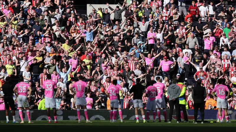 ساوثهامبتون يحقق أرقاما قياسية سلبية.. هل هو الفريق الأسوأ في تاريخ البريمرليغ؟