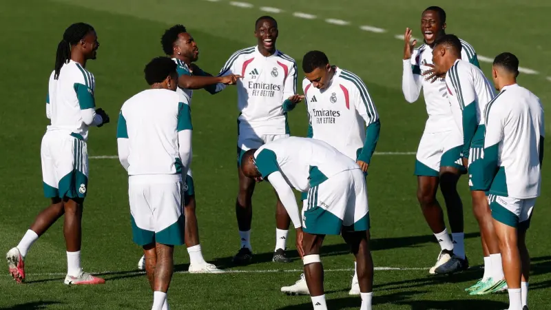 تشكيلة ريال مدريد اليوم أمام روما.. عودة الثلاثي الموقوف تنعش الملكي