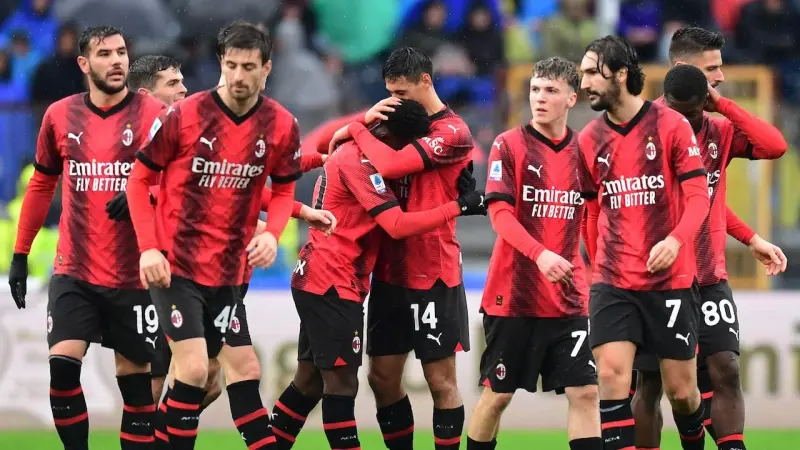 القنوات الناقلة لمباراة ميلان اليوم ضد سلافيا براغ في الدوري الأوروبي.. فرصة إنقاذ الموسم
