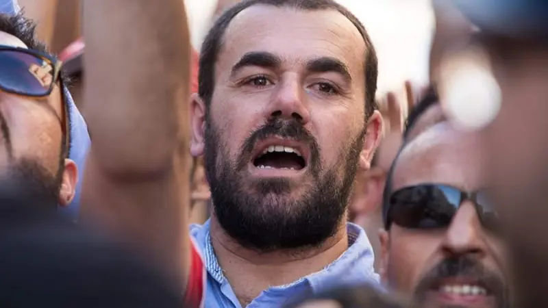 المغرب - أول ما قاله الزفزافي بعد خروجه من السجن لحضور جنازة والده