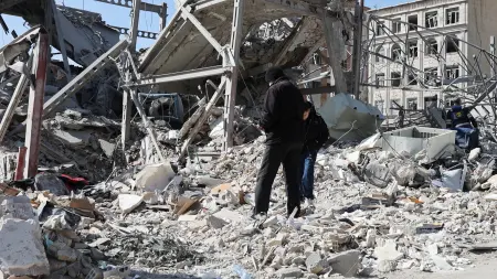 related_news_inside_blogsمتحدث باسم الجيش الإسرائيلي للإيرانيين: لا يمكن محو 2,500 عام من المجد