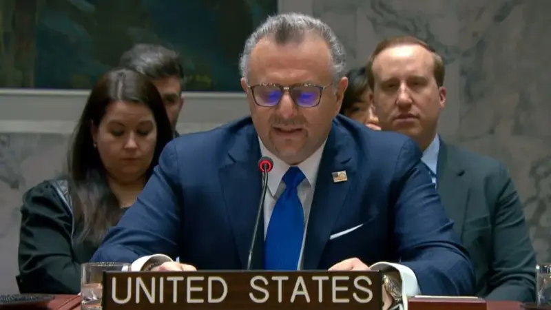 مستشار ترامب يعلن عن 5 خطوات لوقف الحرب في السودان