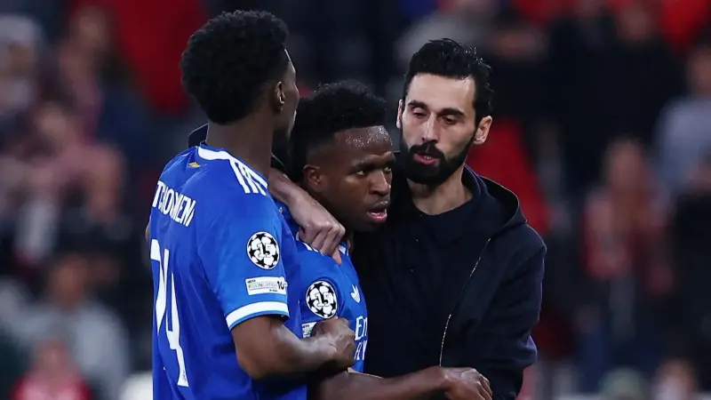 مدرب ريال مدريد يدعو الاتحاد الأوروبي لزيادة التحرك نحو محاربة العنصرية