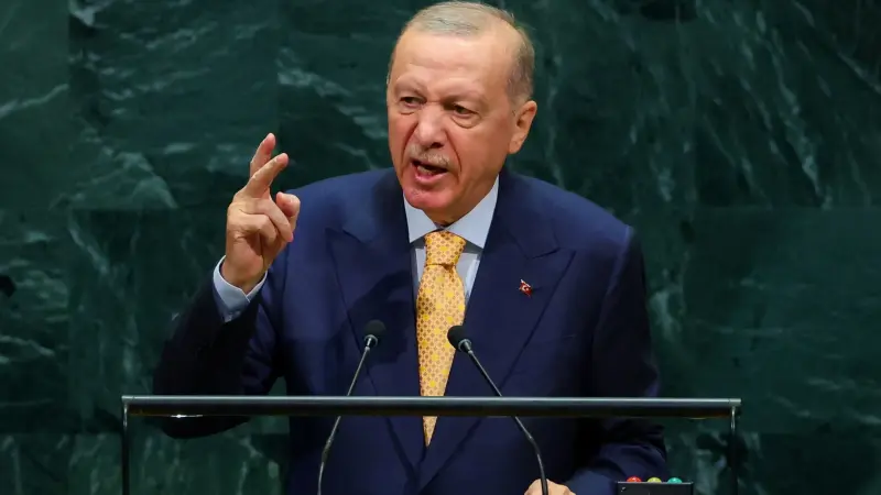 إردوغان يحذر من امتداد الحرب الروسية الأوكرانية إلى دول الناتو