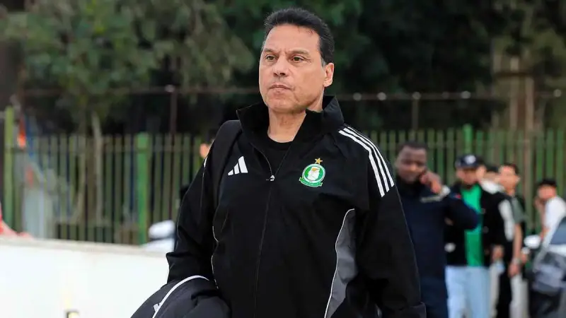 موقف صادم من جماهير الأهلي بعد أنباء المفاوضات مع حسام البدري