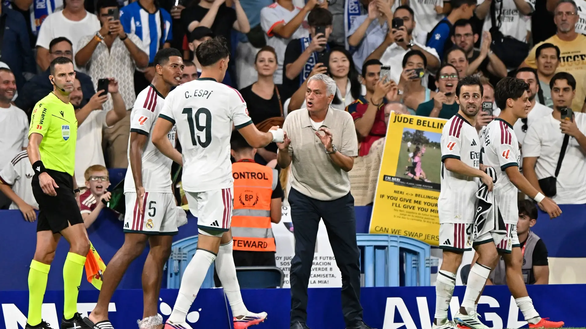 ريال مدريد يواجه ريال سوسييداد في مؤجل الجولة الأولى من الدوري الإسباني (رويترز) ريال مدريد يواجه ريال سوسييداد في مؤجل الجولة الأولى من الدوري الإسباني (رويترز)