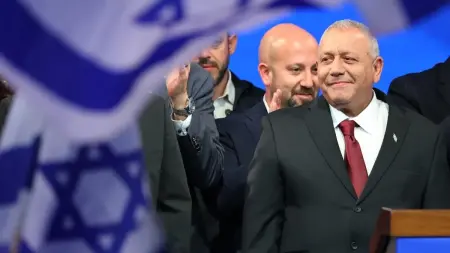 هل يتحالف أيزنكوت مع الأحزاب العربية؟