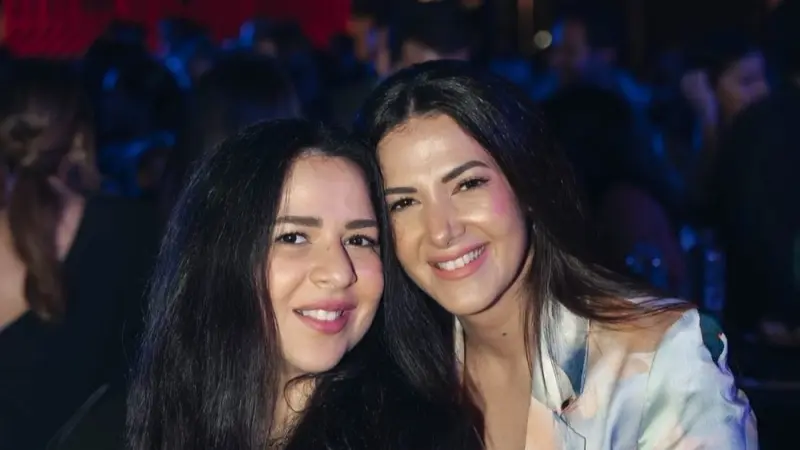 "قاعد في الريسبشن".. إيمي سمير غانم ترد على أنباء طلاق شقيقتها ورامي رضوان