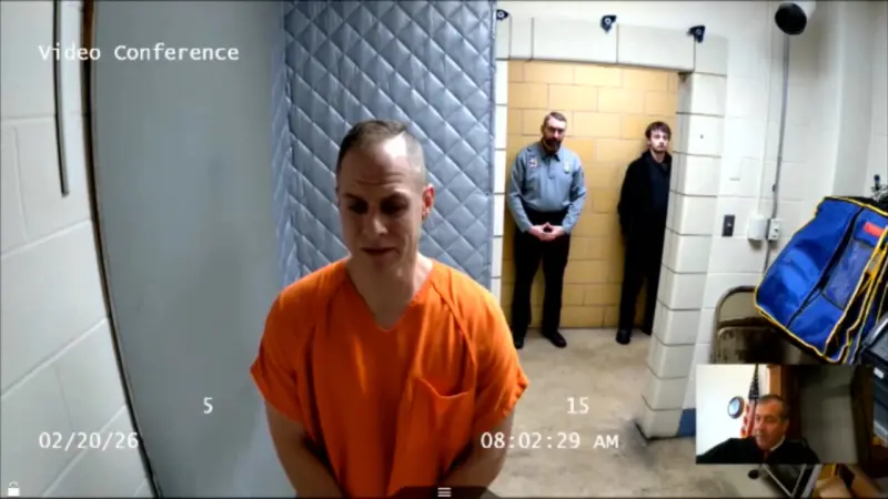 نجم "أميركان أيدول" متهم بجريمة قتل بشعة.. ما القصة؟