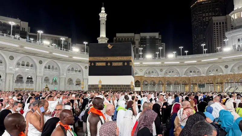 الحجاج يواصلون التوافد على السعودية من مختلف أنحاء العالم