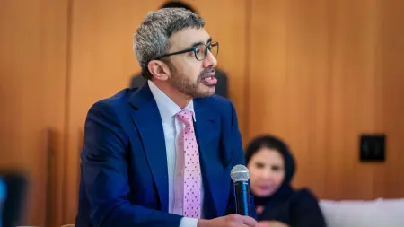 عبدالله بن زايد يلتقي عددا من وزراء الخارجية وكبار المسؤولين في نيويورك