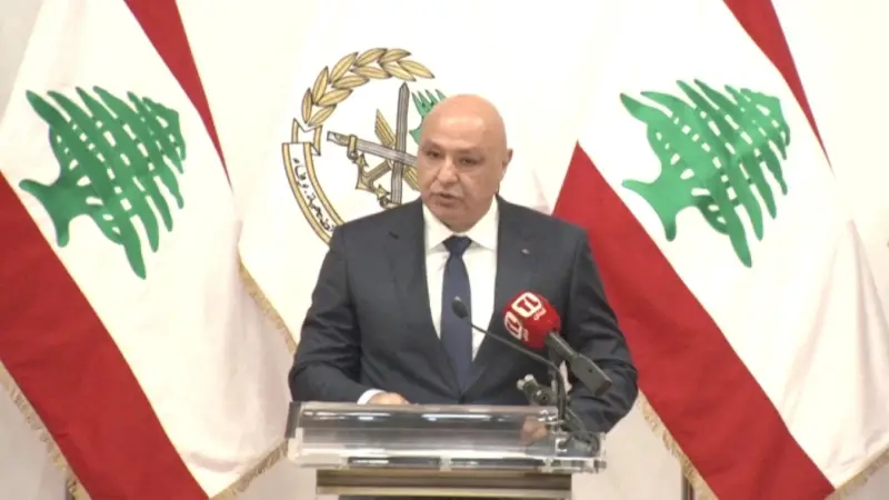 الرئيس اللبناني يبحث مع النواب أوضاع النازحين وتداعيات القصف الإسرائيلي