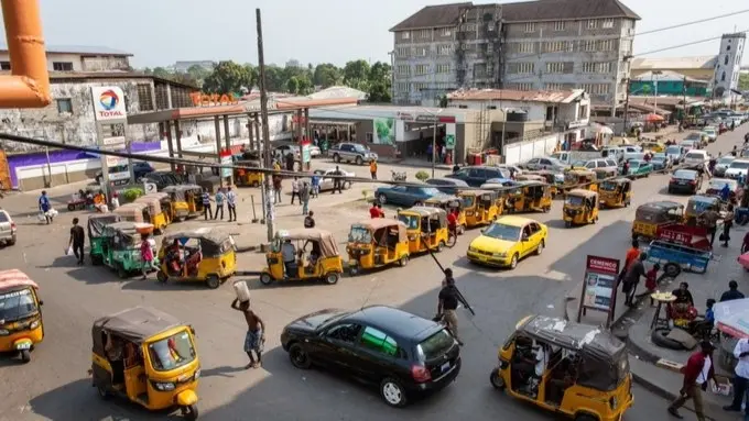 مقتل ما لا يقل عن 40 شخصا بانفجار ناقلة وقود في ليبيريا