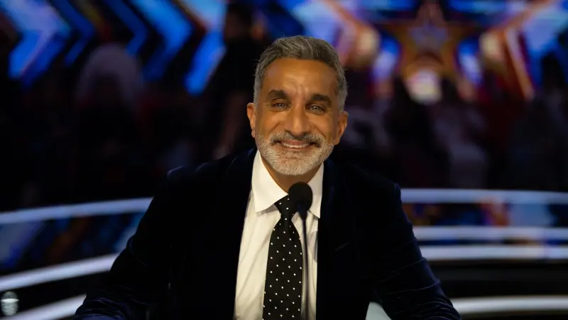 عودة باسم يوسف إلى الشاشة المصرية.. ضحك وسخرية واعترافات من القلب