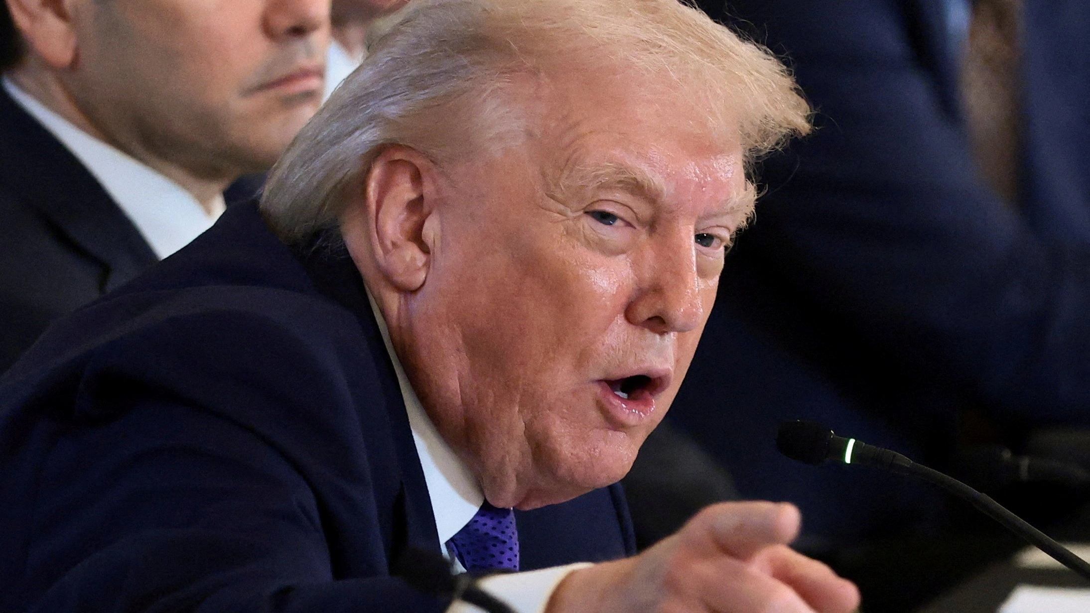 ترامب: حان الوقت لقيادة جديدة في إيران 