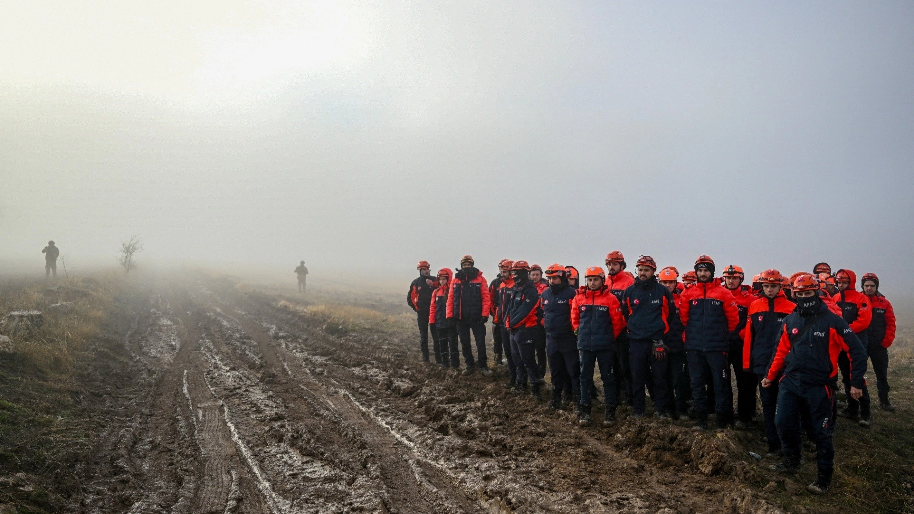 المشهد باختصار: سقوط طائرة قائد ليبي.. واتهامات لـ"قسد" بالتجنيد الإجباري 