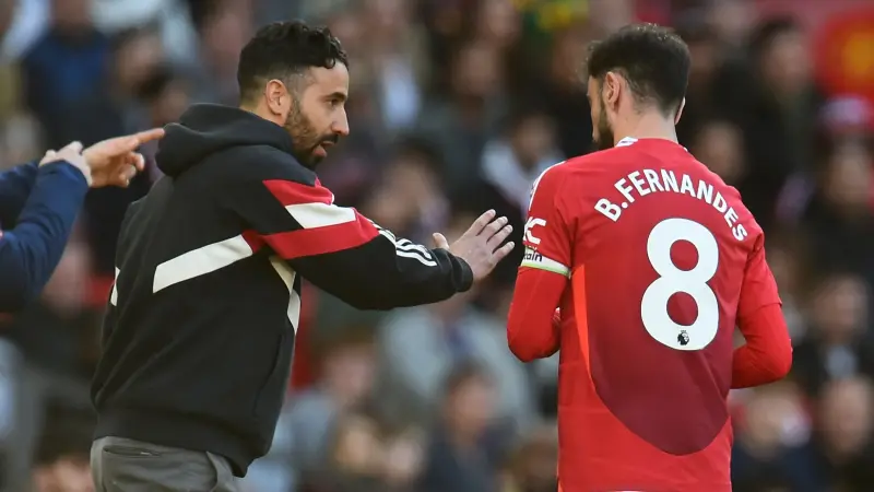 غيابات وقائمة تشكيلة مانشستر يونايتد اليوم أمام أولمبيك ليون.. أموريم في مأزق