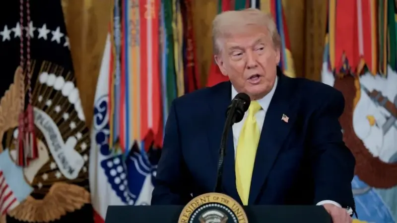 ترامب: إنهاء الحرب بيد زيلينسكي