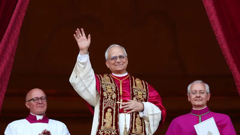 البابا سيصلي في موقع انفجار مرفأ بيروت خلال زيارته للبنان