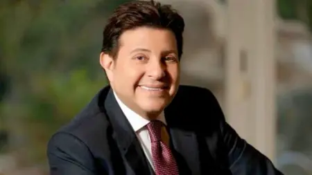 related_news_inside_blogsالصدمة تخيّم على الوسط الفني المصري بعد رحيل هاني شاكر
